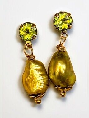 Natural Peridot 1.7 TW Carats & Pistachio Green Baroque in Drop Down Earrings